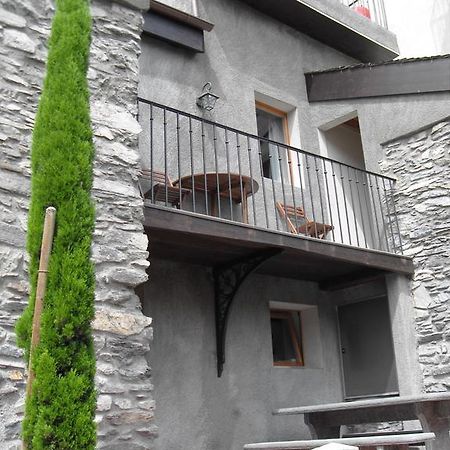 Au Creneau Gourmand Hotel Saillon Exterior photo